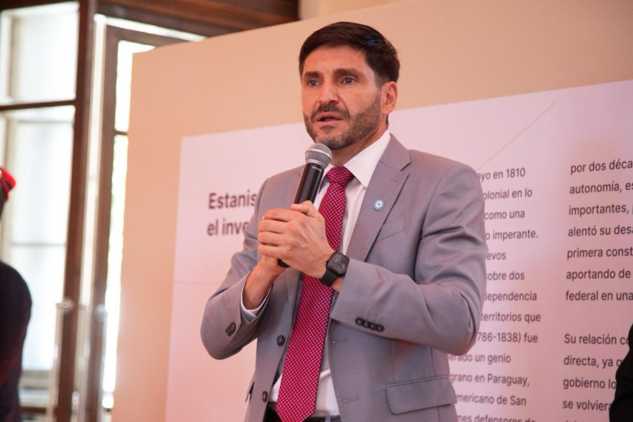 El gobernador Pullaro har&aacute; su propio intento por reformar la Carta Magna santafesina.