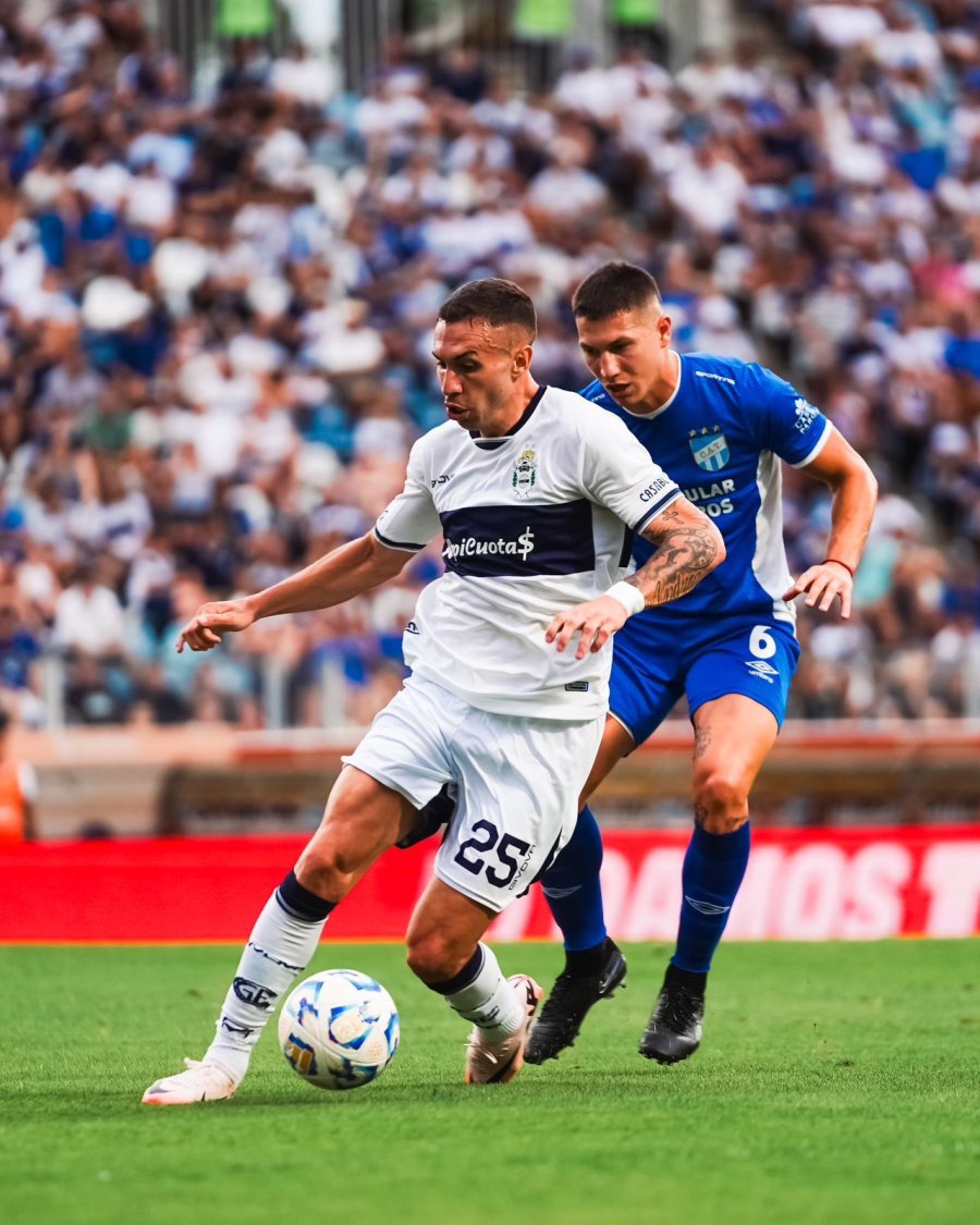 TRES PUNTOS EN CASA. Gimnasia sube en la tabla.