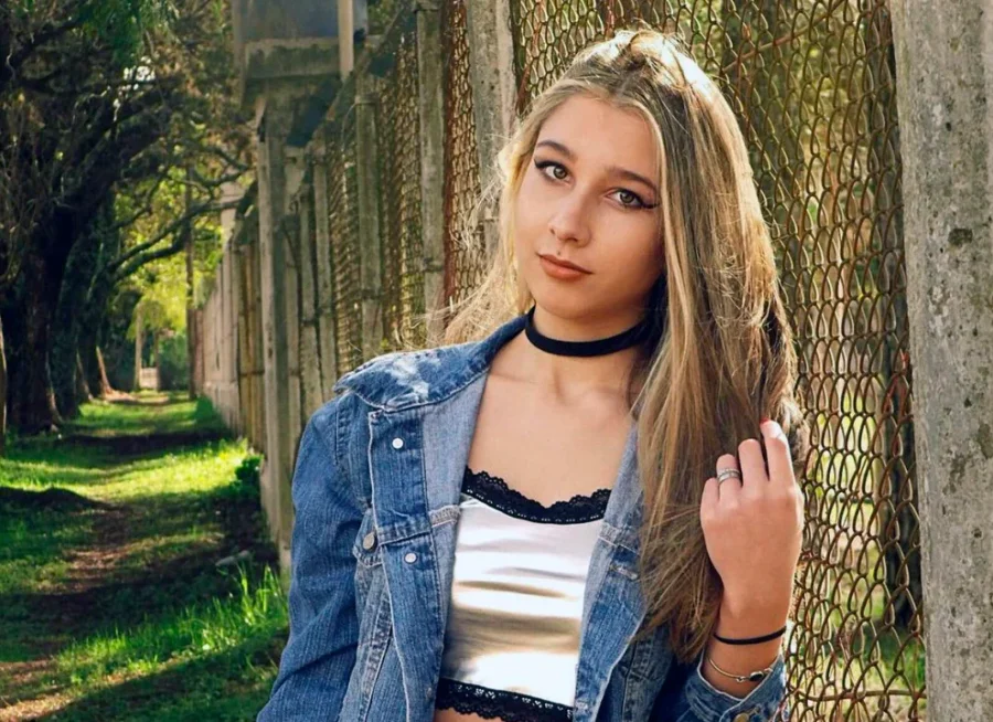 En la investigación se constató que Galarza y Pastorizzo circulaban en un ciclomotor, cuando la condenada extrajo una pistola cal. 9 mm y disparó contra su pareja por la espalda.