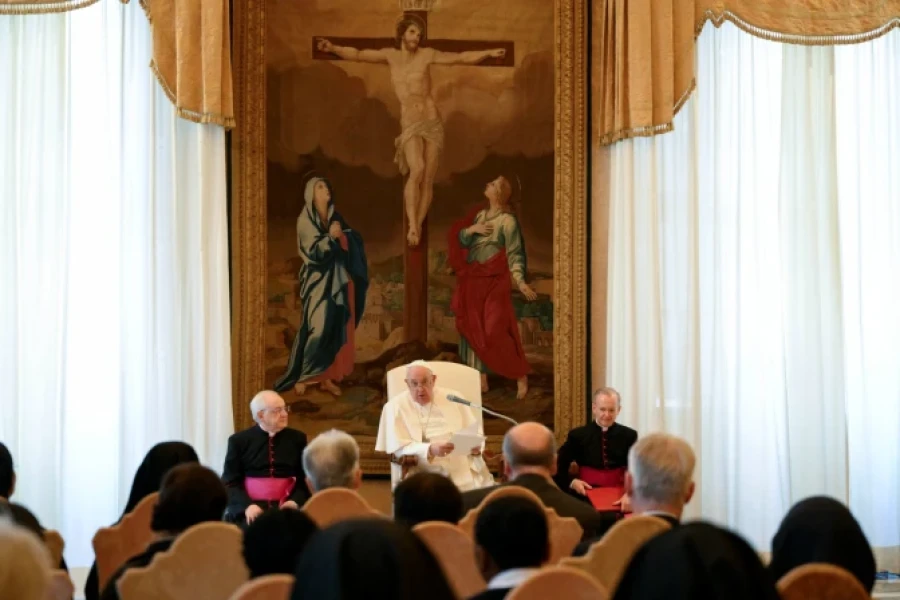 AUDIENCIA. Del Papa Francisco, ayer por la ma&ntilde;ana, con la Familia Calasancia.