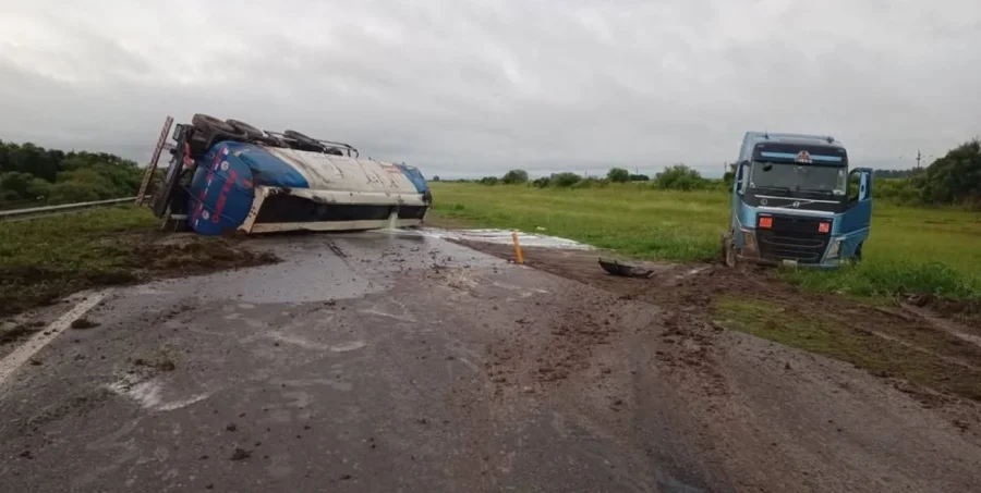 UNICA PARTE. Se desconocen las causas por las cuales el chofer perdió el control volcando en el lugar.