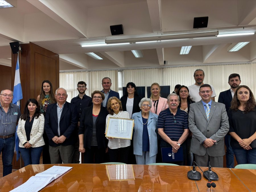 FOSSANO. Miembros de la Comisión de Hermanamiento participaron del homenaje a Luca Bosio.