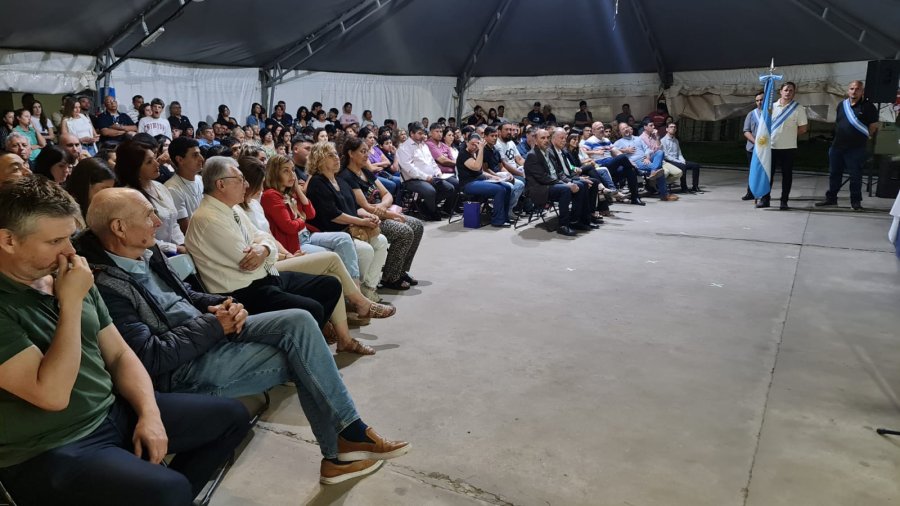 El acto se llev&oacute; a cabo el viernes por la noche en la Carpa ubicada en la sede de la UTN FRRa. (FOTO UTN FRRa)