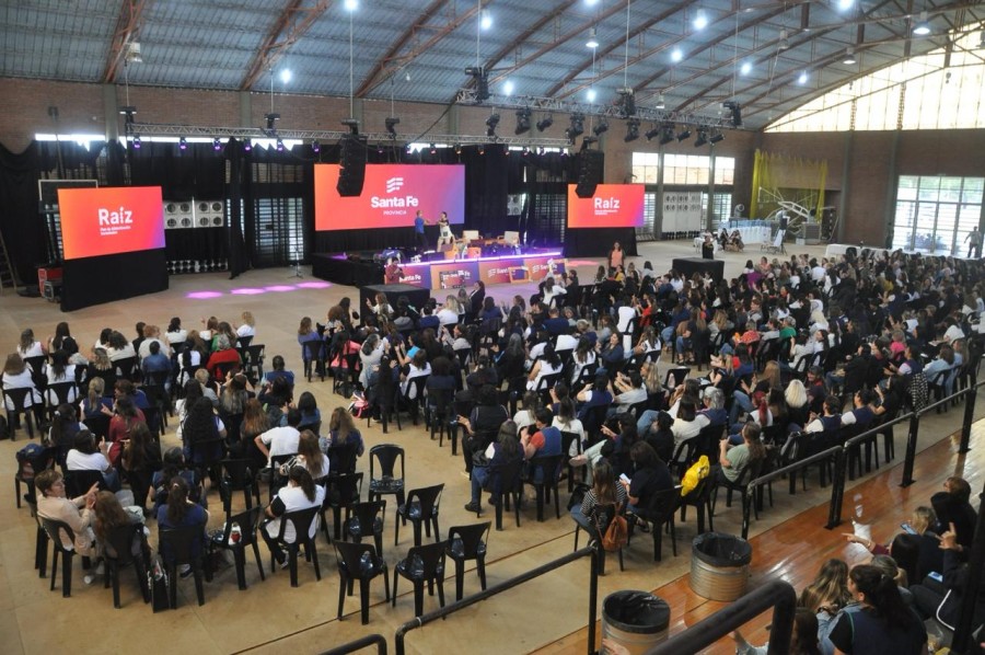 Durante 2024 se dictaron más de 300 cursos presenciales.