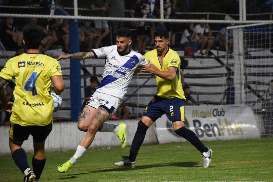 4 De 6. En la primera fase, el Lobo empató de visitante y ganó como local antecEl Quillá.