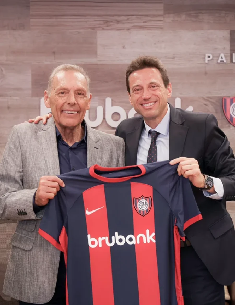 PANORAMA DIFICIL. Russo tiene un plantel enojado.