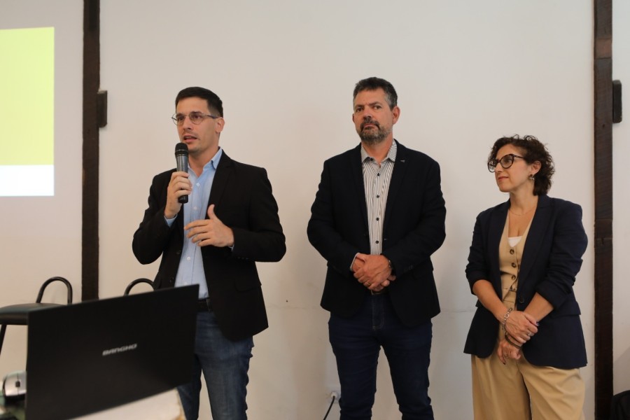 Estuvo presente el intendente Leonardo Viotti.
