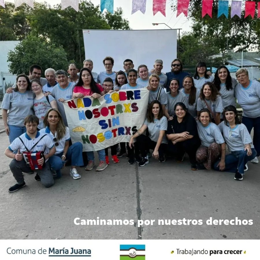 El grupo que participó de la caminata.