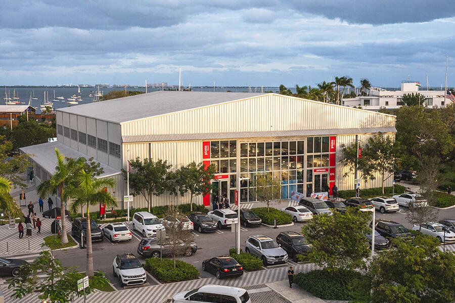 La galer&iacute;a rafaelina LUOGO llega a Miami.