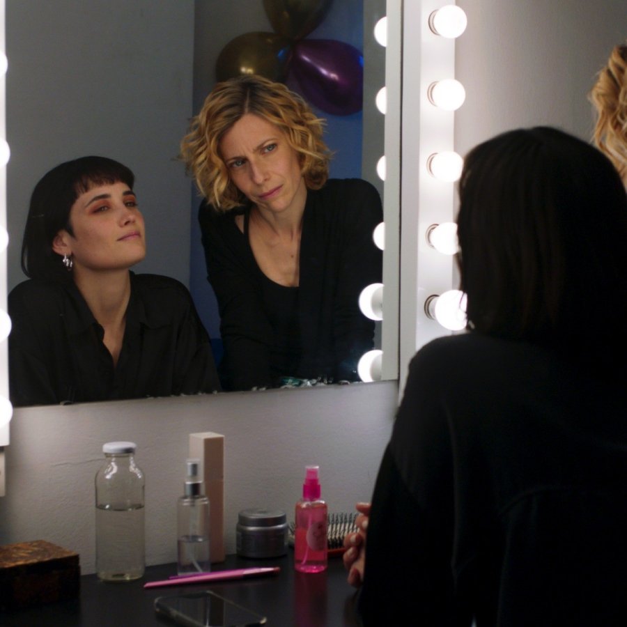 CHOCOLATE PARA TRES. Comedia dram&aacute;tica basada en hechos reales.