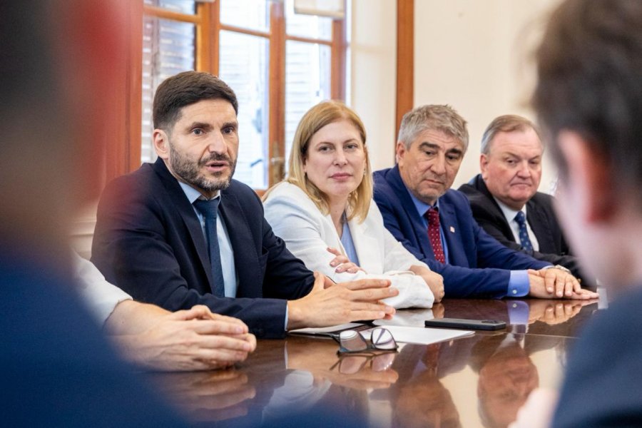 Pullaro, Scaglia, Bastia y Michlig durante la reunión en Casa de Gobierno.