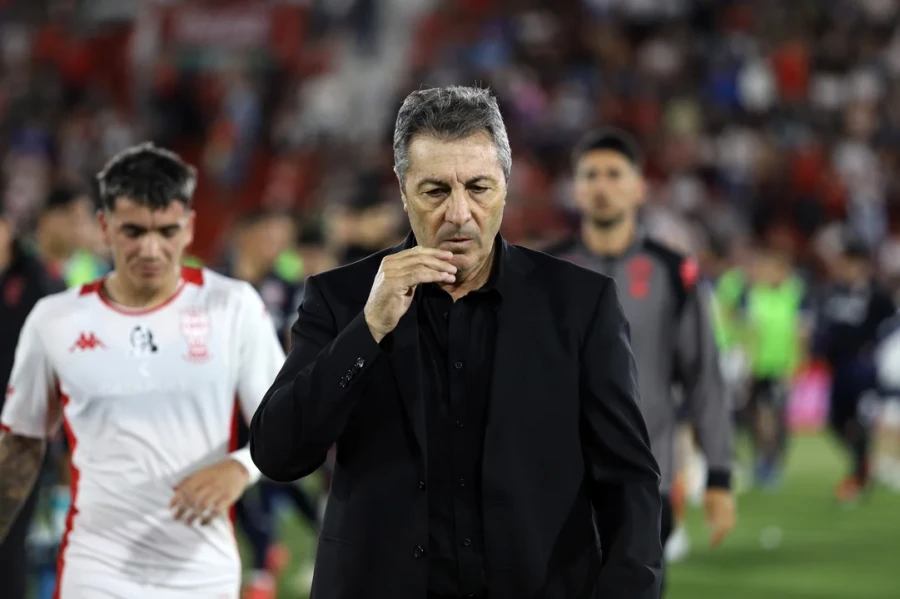 ENTRENADOR, Frank Darío Kudelka.