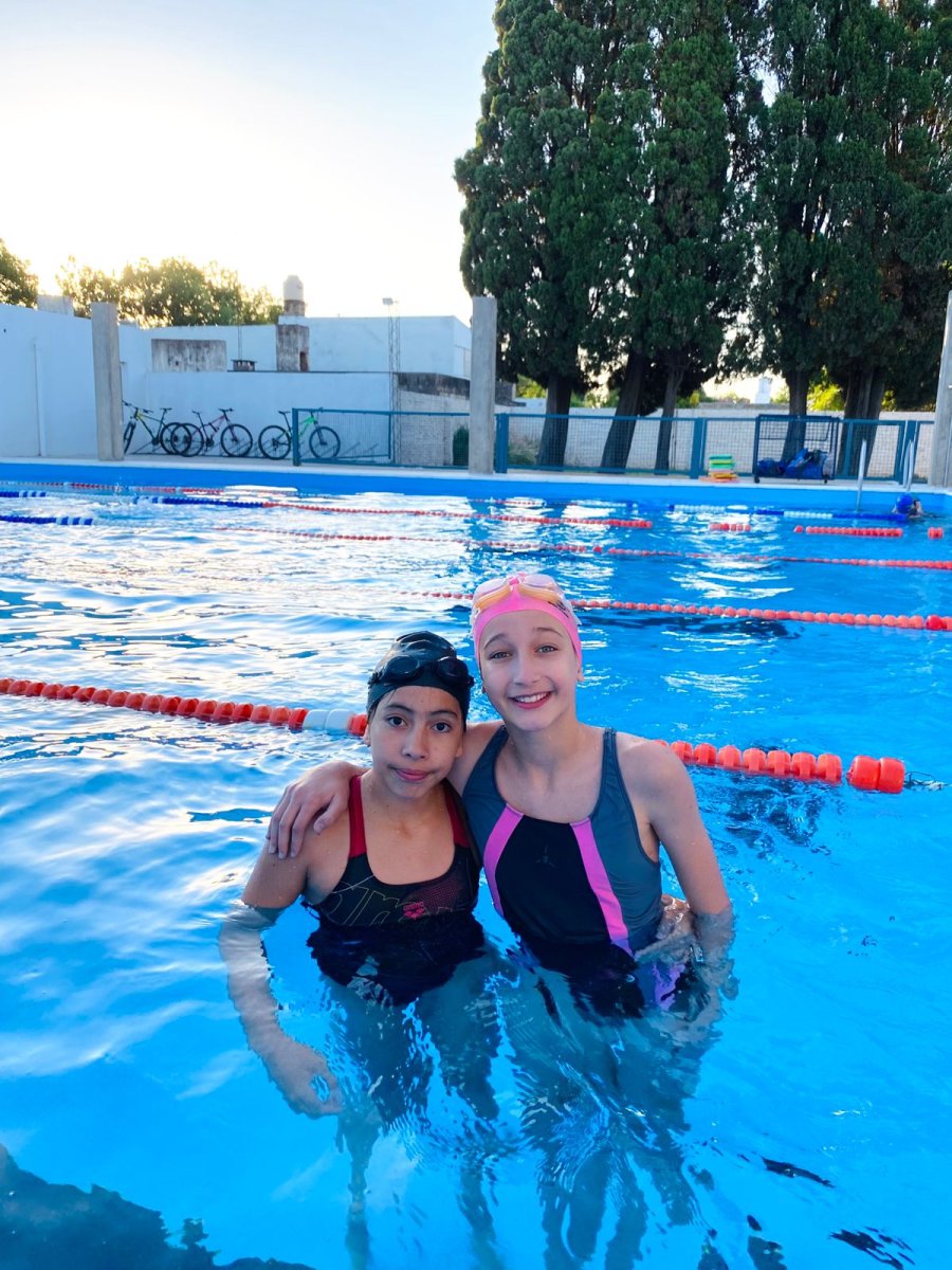CALINA AUDERO Y PAULINA SOTELO
