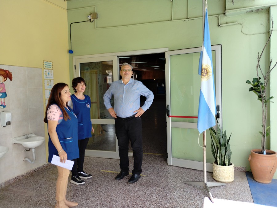 La recorrida por el Jardín de Infantes..