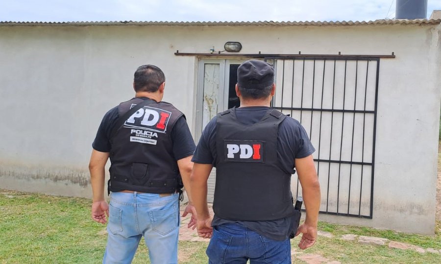 Por orden de la fiscal Shirli Tomasso realizaron allanamiento en la vivienda ubicada en calle 25 de mayo 2900 de la ciudad de Tostado. 