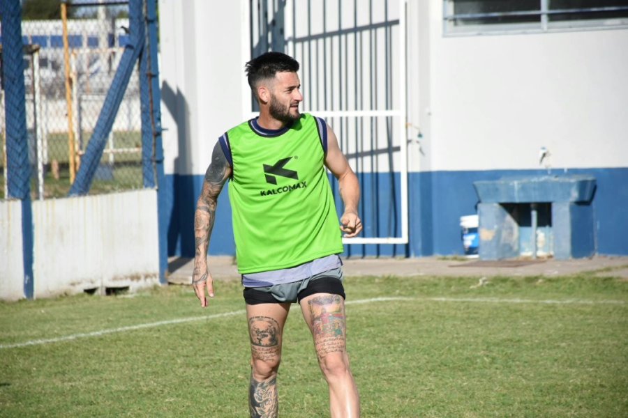 REFERENTE. Joaquín Molina, uno de los delanteros titulares del Lobo.