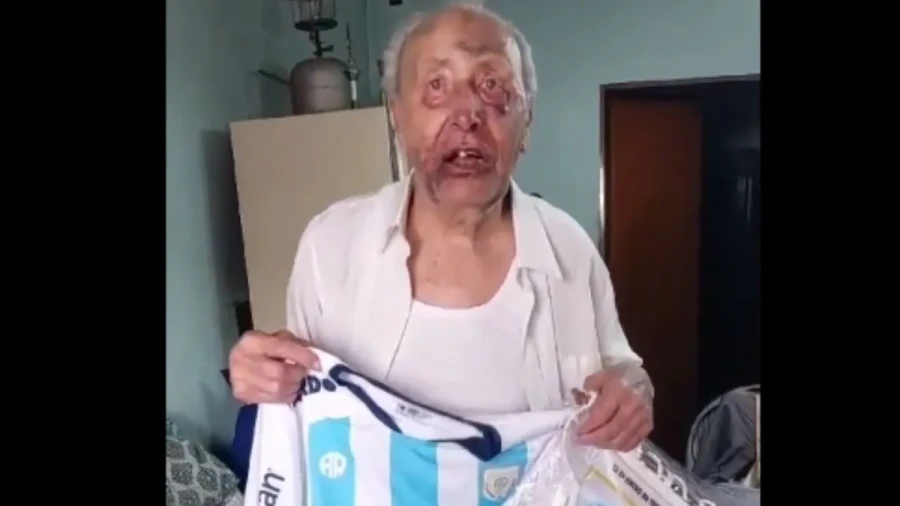 DESFIGURADO. El anciano, que recibió el obsequio atletiquense, sufrió una brutal golpiza.