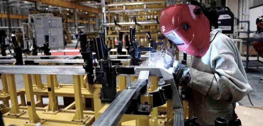 LEVE REPUNTE. La industria pyme creció por cuarto mes consecutivo.