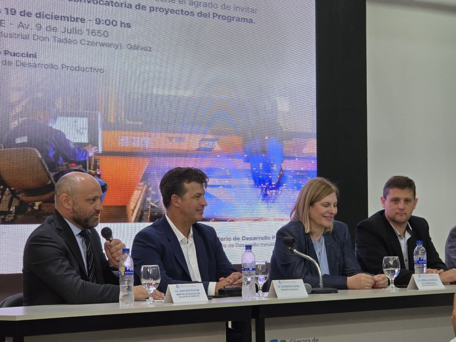La actividad se llevó a cabo en la sede de la Cámara de Industrias Metalúrgicas del Centro de la Provincia de Santa Fe.
