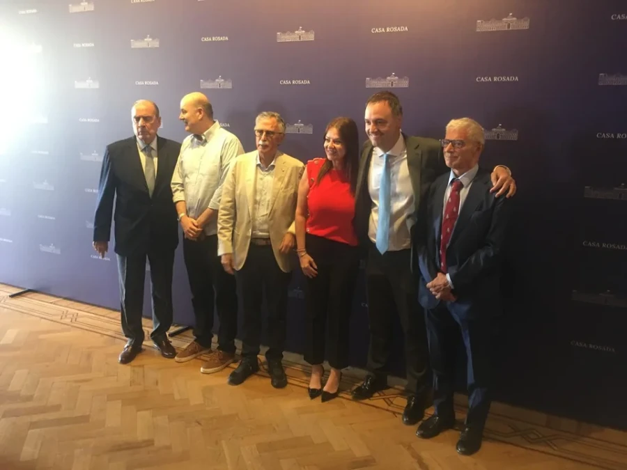 Tradicional brindis de fin de año con los periodistas acreditados en la Casa Rosada.
