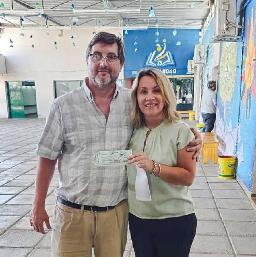 APORTE. El establecimiento educativo recibió el segundo envío para concretar la obra.