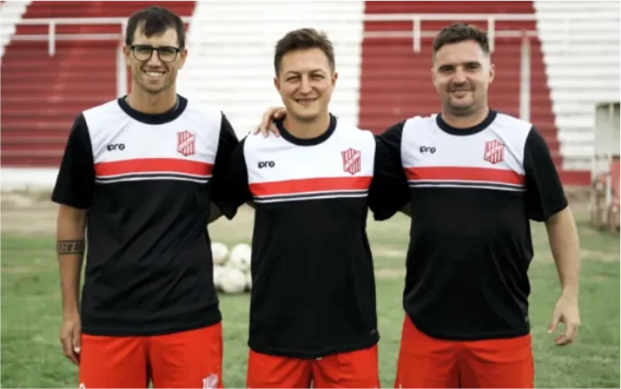 CAMBIAN SUS LADEROS. Michlig (izquierda) y Zbrun (derecha) no continuar&aacute;n por distintos motivos junto a Barbero.