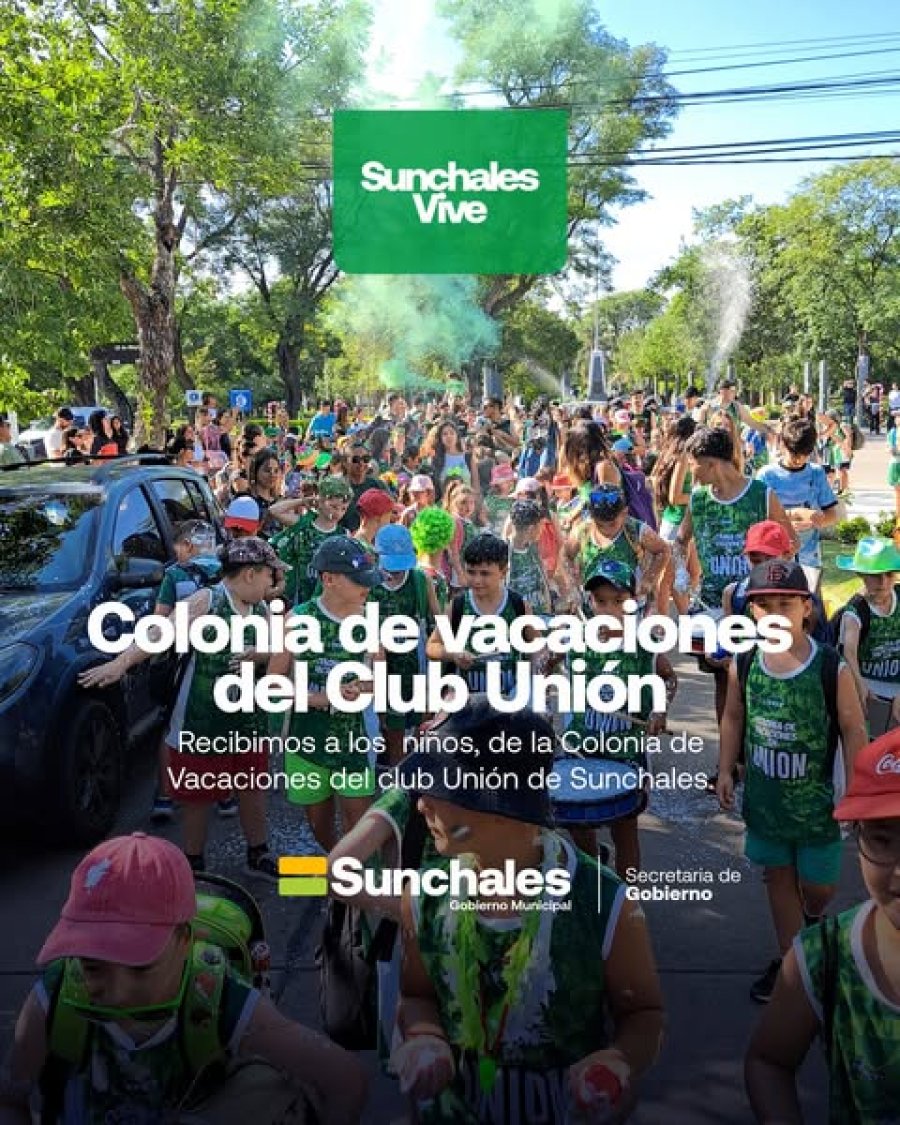 Los colonos junto a los integrantes del DEM.