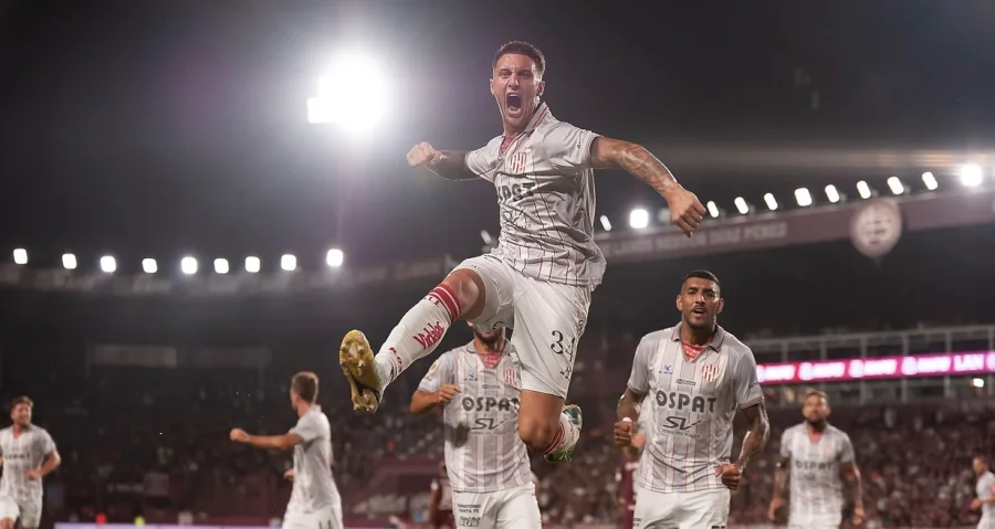 FRANCO PARDO, DEFENSOR DE UNIÓN DE SANTA FE, ENTRE LOS MEJORES DEL AÑO