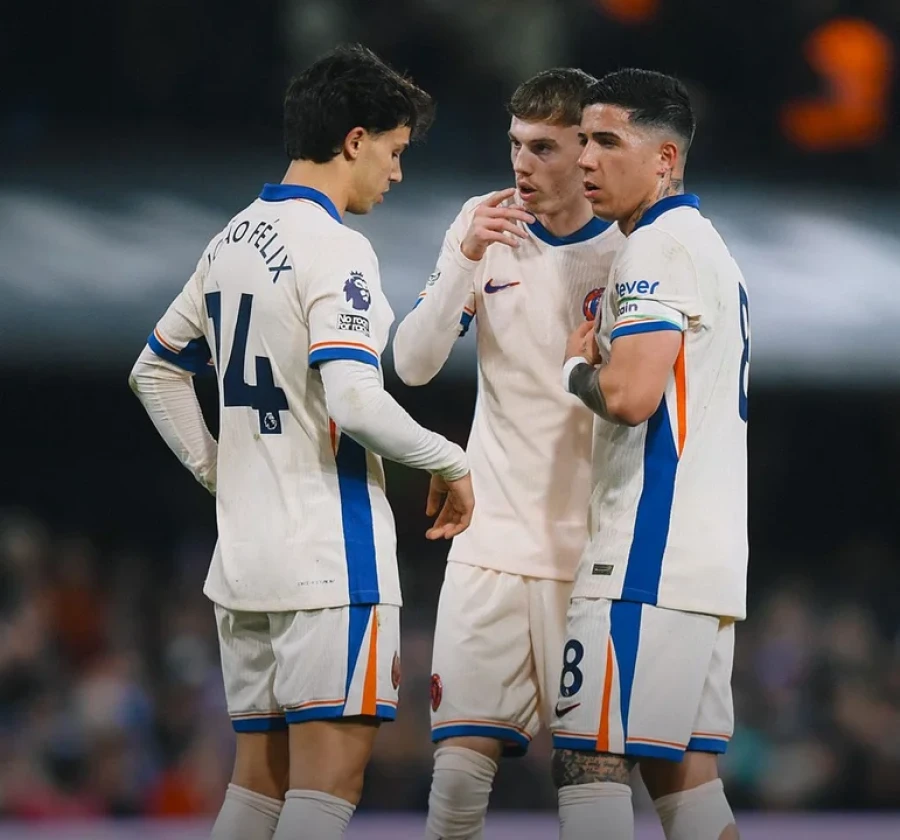 MALA TARDE. Enzo Fernández fue titular.