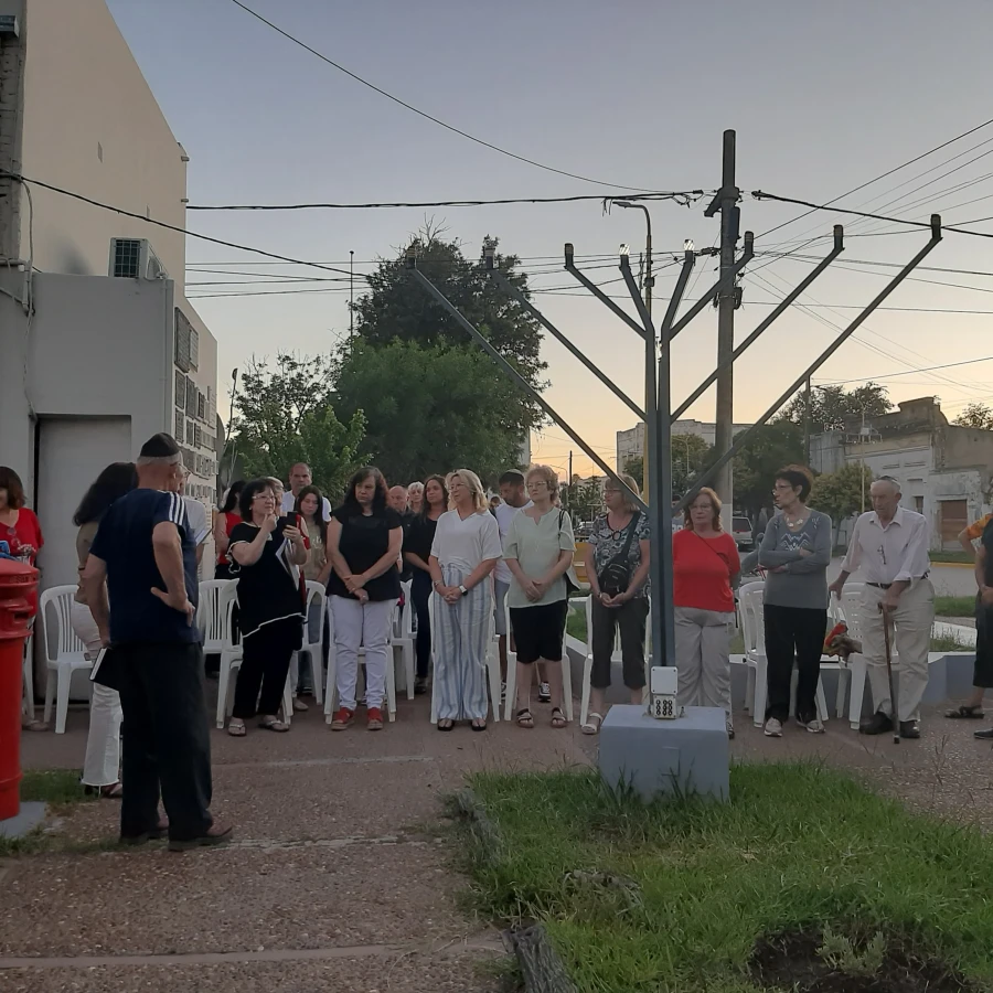 El encendido de la quinta vela.