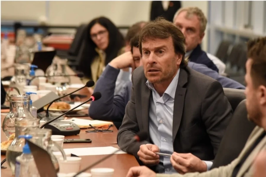 El Gobierno decidió el lunes prorrogar el Presupuesto 2023.