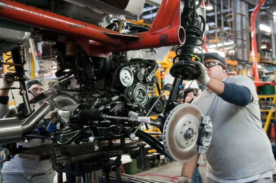 A falta de la medición de diciembre, la actividad económica acumula un contracción del 4,4% en el 2024.