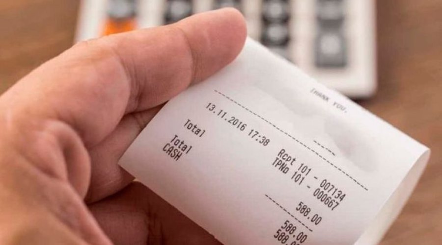 NUEVA MEDIDA. Ya rige el cambio en tickets y facturas para grandes comercios donde se detallan qué impuestos paga el consumidor.