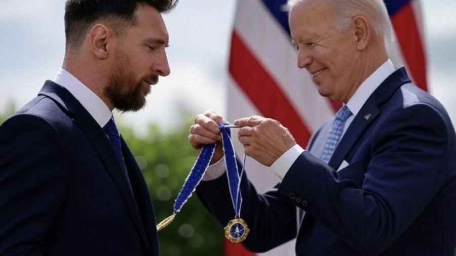 SIGUE HACIENDO HISTORIA. A manos del presidente Joe Biden, Messi recibirá la máxima condecoración civil de Estados Unidos.