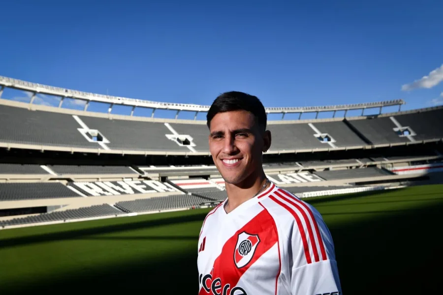 Matías Rojas firmó contrato en River por un año.