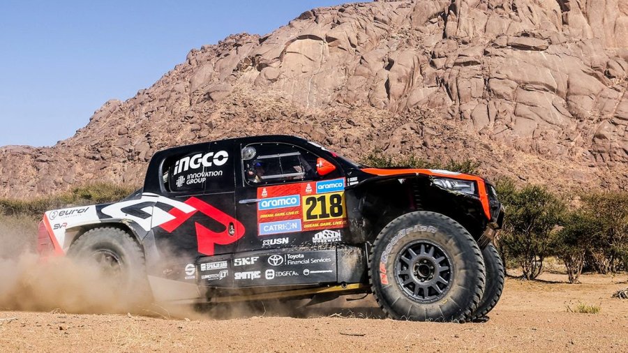 El sudafricano Saood Variawa, a los 19 a&ntilde;os, es el piloto m&aacute;s joven en ganar una etapa en Coches.