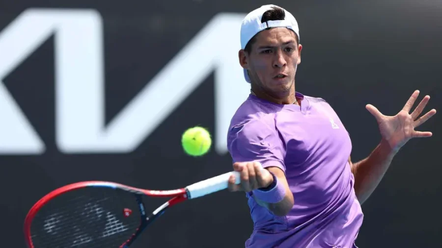 Sebastián Báez (foto), Mariano Navone y Nadia Podoroska serán los primeros argentinos en debutar en el Abierto de Australia.