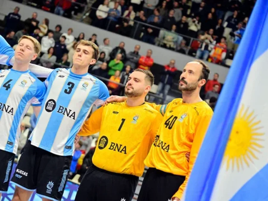 El entrenador Rodolfo Jung ya dió la lista de los 16 convocados para el Mundial.