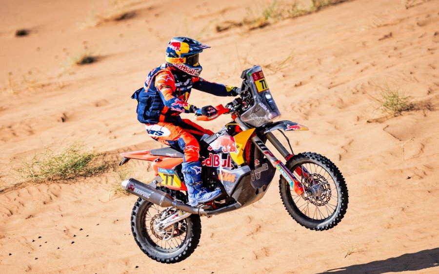 Luciano Benavides ganó la octava etapa y es cuarto en la general en Motos.