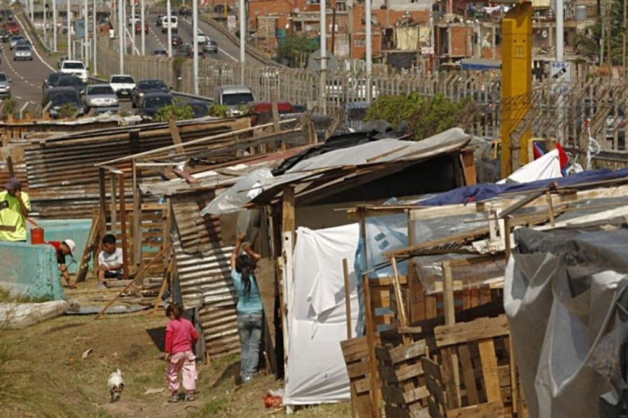 CANASTA BASICA. Una familia necesitó más de $1.024.000 para no ser pobre en diciembre.