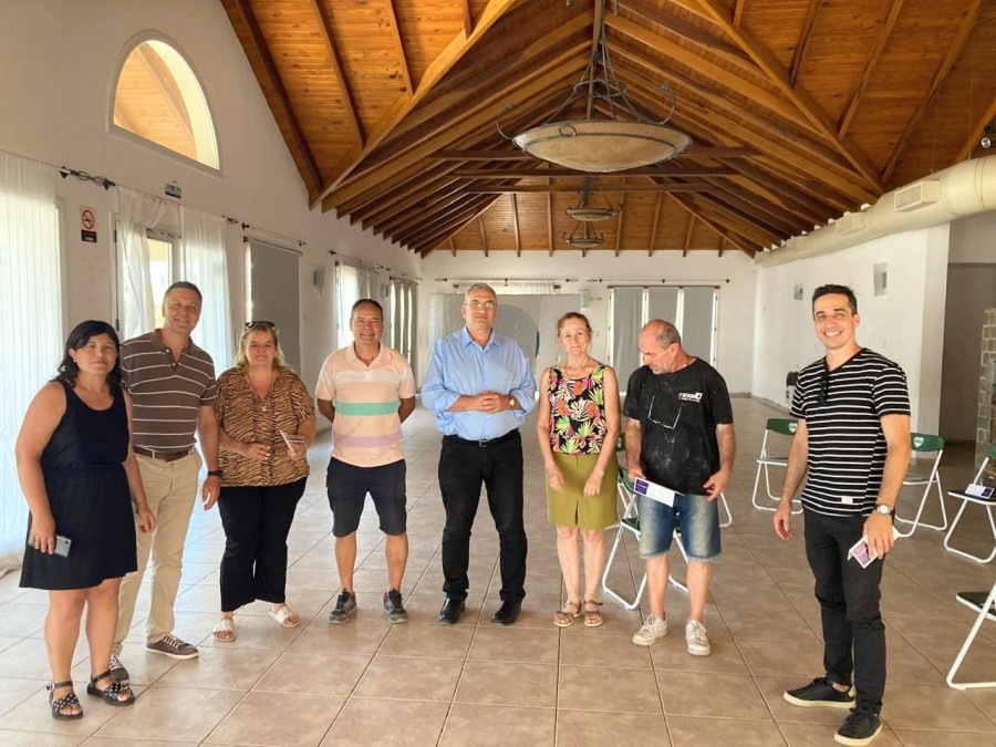 CON LAS INSTITUCIONES. Un instante del reciente encuentro.