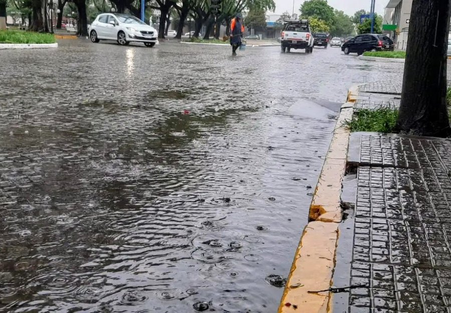La lluvia registrada este s&aacute;bado trajo algo de alivio despu&eacute;s de tanto calor.