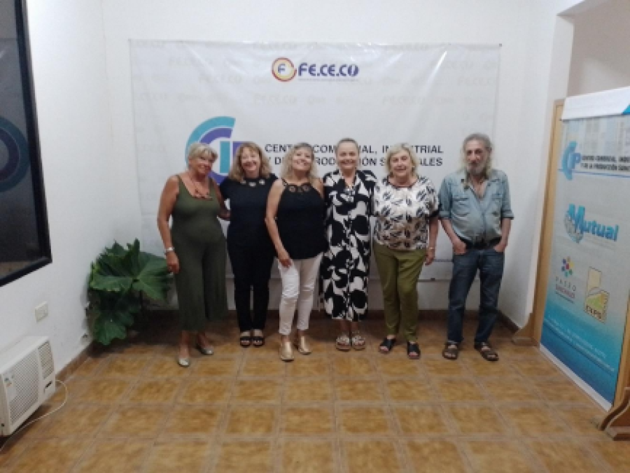 Los artistas que integran la comisi&oacute;n de la nueva C&aacute;mara.