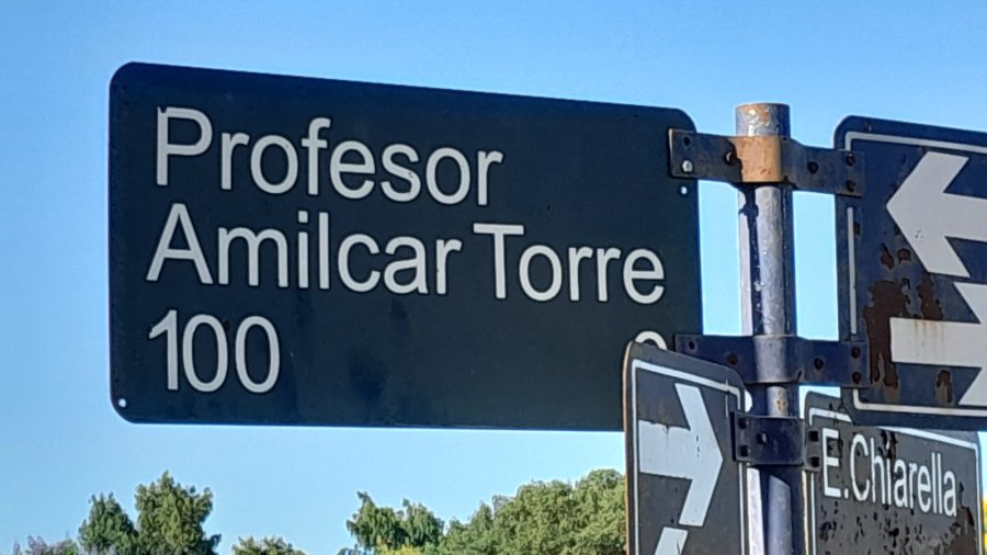 EL ESCENARIO. La calle que recuerda al Profesor, en el este de la ciudad. Se fue en 2003.