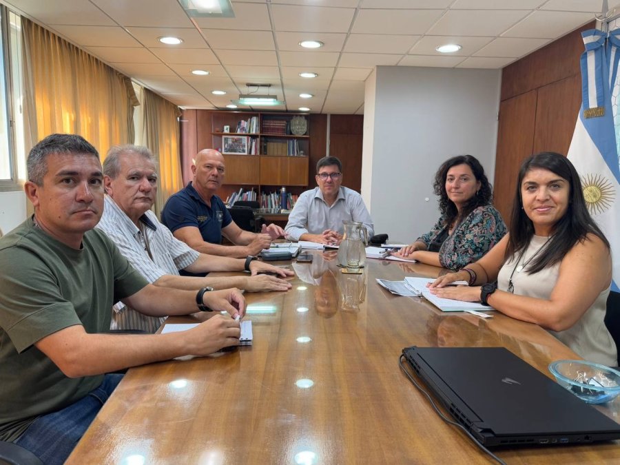 ENCUENTRO. Se profundizaron aspectos relacionados sobre la educaci&oacute;n t&eacute;cnica y la capacitaci&oacute;n docente.