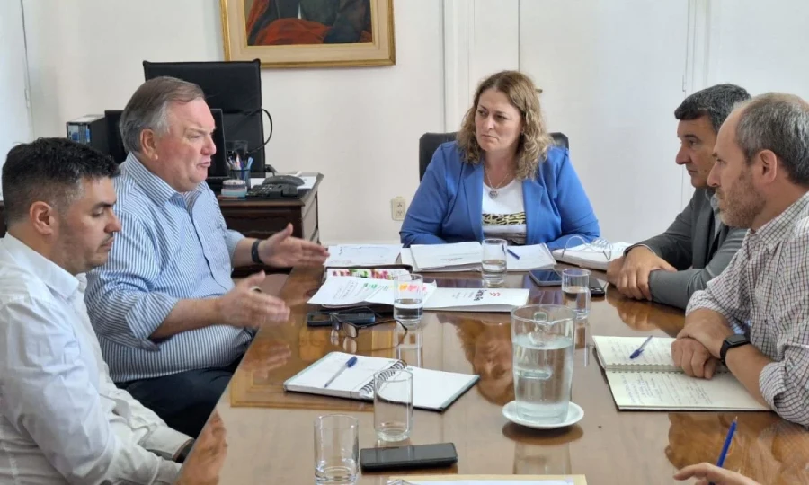 El encuentro se desarroll&oacute; en el Ministerio de Salud.