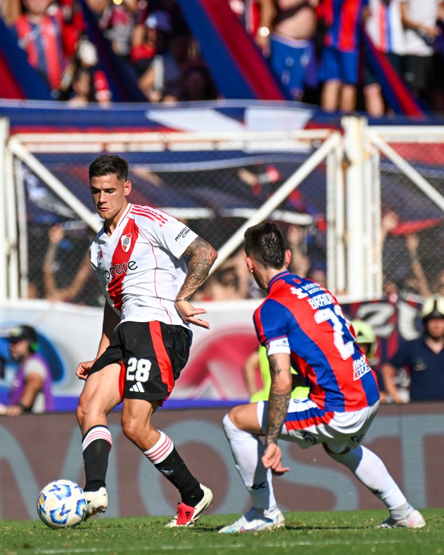 MARCADOR EN BLANCO. Sumaron un punto.