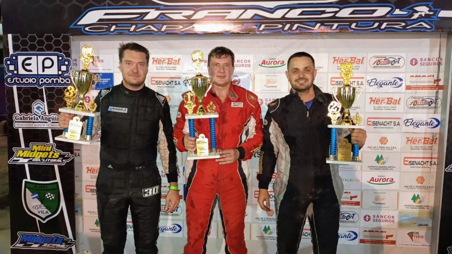 Eugenio Mautino (3&deg;), Hern&aacute;n Filippi (1&deg;) y Agust&iacute;n Bonomo (2&deg;) en el podio de Vila.