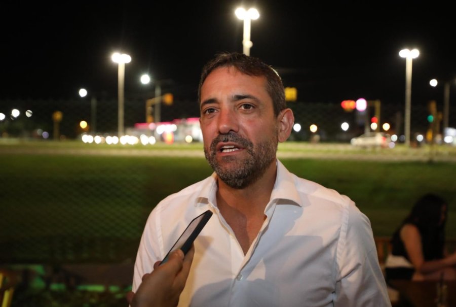 "Hoy inauguramos una nueva marca, una nueva imagen. Pero nuestra esencia no va a cambiar", expres&oacute; Diego Castro. (FOTO NICO GRAMAGLIA)