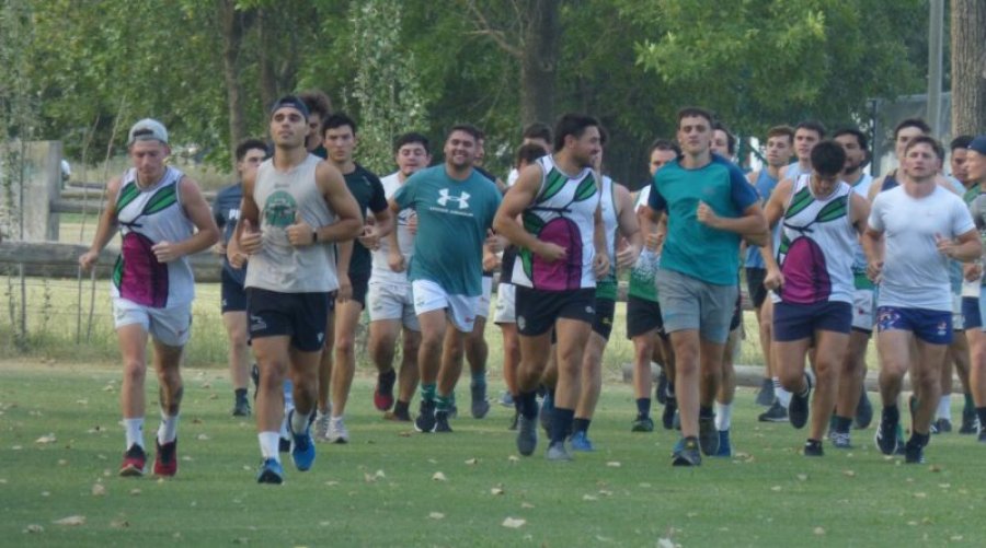 INICIO. La exigente preparación física se pone en marcha en el Club.